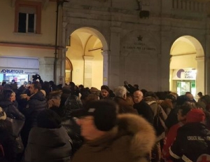 Per Gessica, 800 in piazza