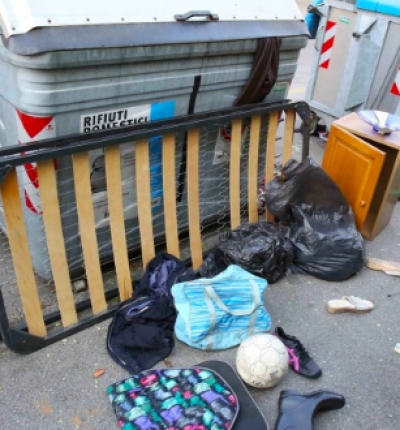 San Clemente dichiara guerra ai furbetti del cassonetto