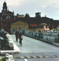 Ponte di Tiberio, per la Società di borg la pedonalizzazione funziona