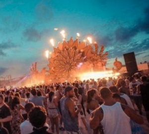 Boscovich, sabato auto off limit: c’è il Corona sunset festival