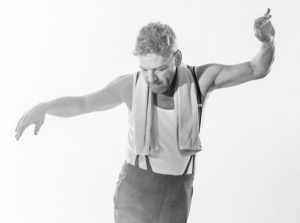 Branagh interpreta Osborn, in proiezione al Tiberio
