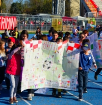 Il calcio tra i banchi e allo stadio per gli scolari dei Padulli