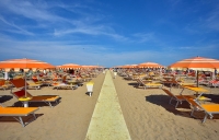 Ordinanza Bonaccini: la spiaggia resta vietata