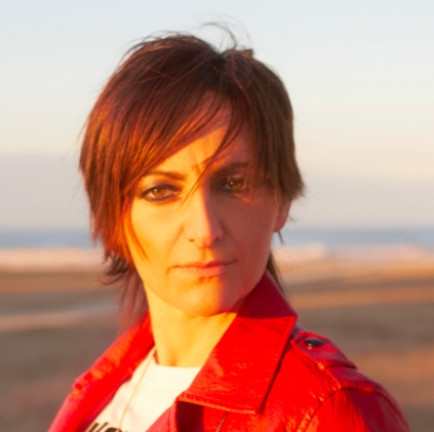 Annalisa Carelli, riminese la location del nuovo videoclip