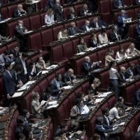 Fine dei vitalizi? No, vittoria di chi è contro il Parlamento