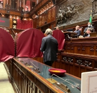 Gnassi, primo giorno in parlamento