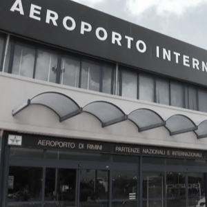 Aeroporto, una nuova stagione di collaborazione con il territorio