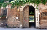 Un gruppo di giovani profughi sistemerà il giardino del Lettimi