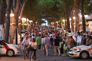 Rally San Marino, equipaggi sfilano a Riccione