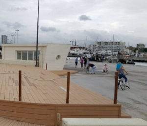 Parte l’estate: spiaggia illuminata, cultura e matrimoni a piazzale Boscovich
