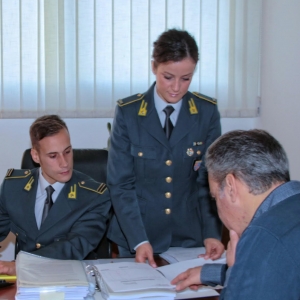 Frode iva, gdf scopre fatture false per 14 milioni