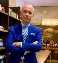 Zanzini: turismo, commercio e moda al collasso. “No a nuovi debiti per le attività”