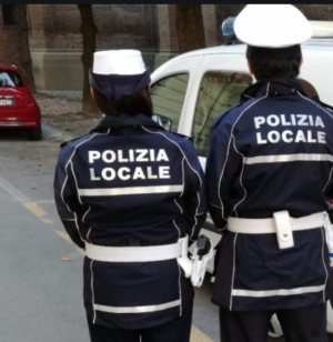 Un brindisi di troppo, ritirate dieci patenti