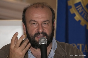 Poesia, parte stasera l’atelier con Davide Rondoni